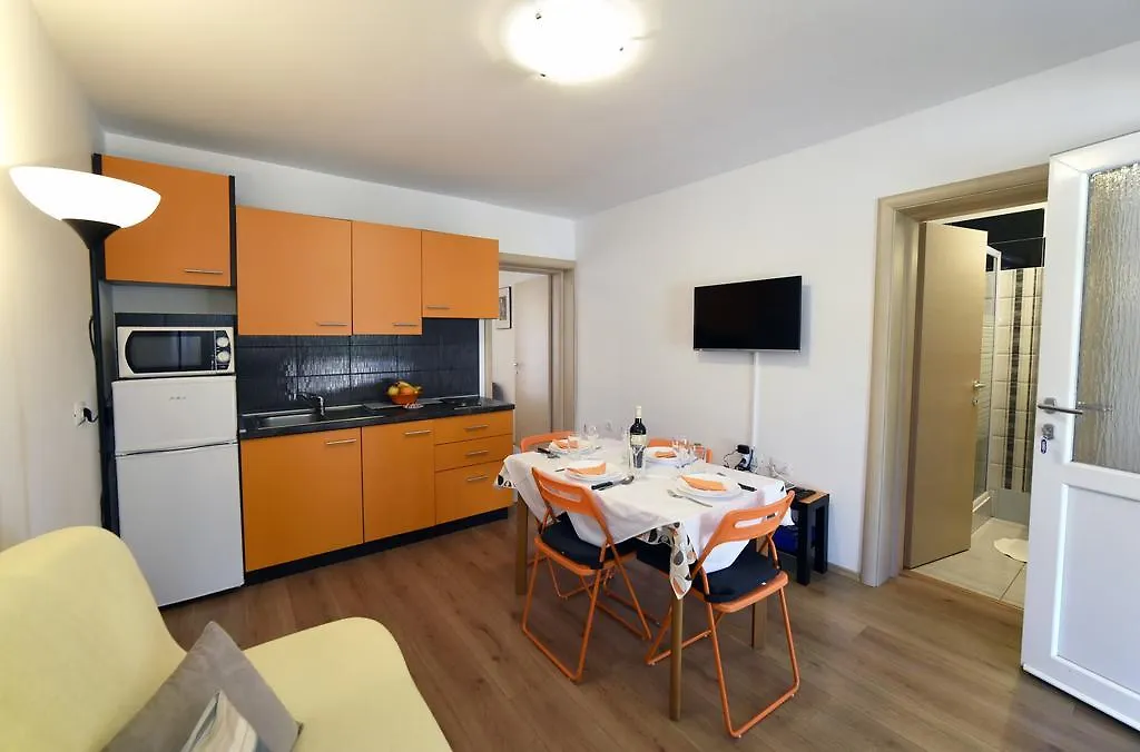 Apartments Rudy Jadranovo