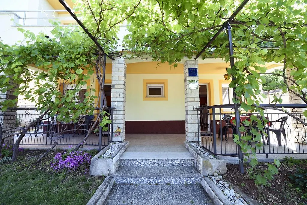 Apartments Rudy Jadranovo 0*,  Croatia