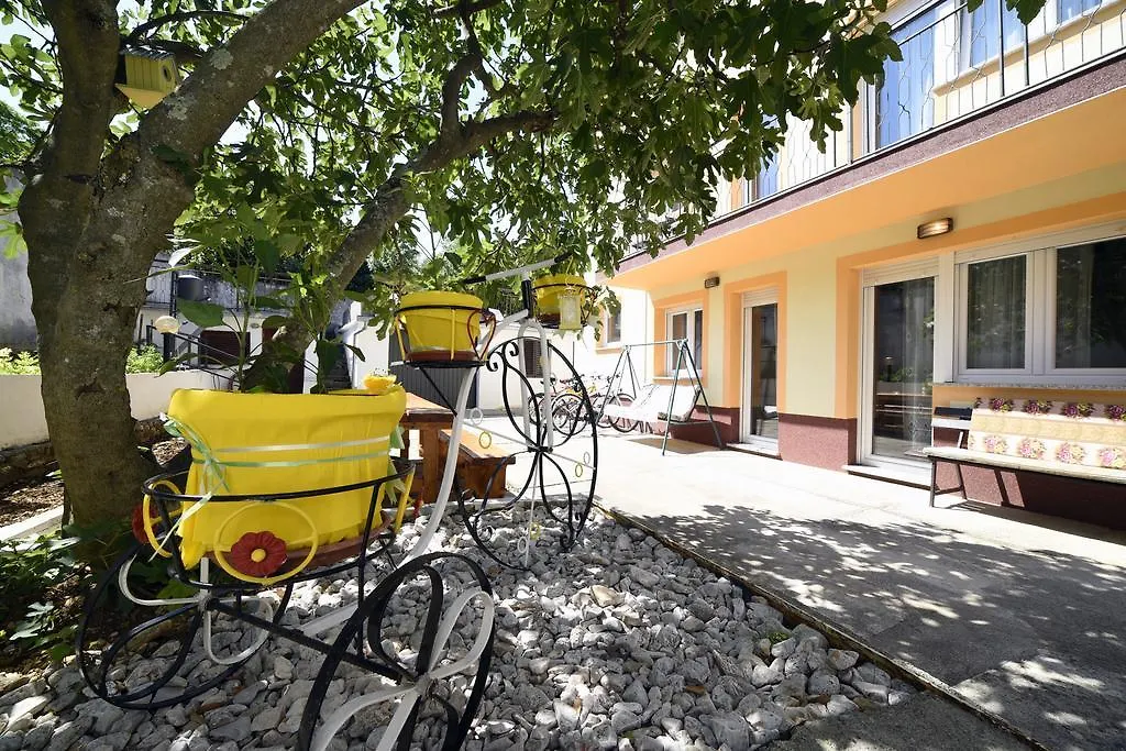 Apartments Rudy Jadranovo