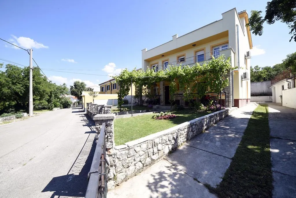 Apartments Rudy Jadranovo