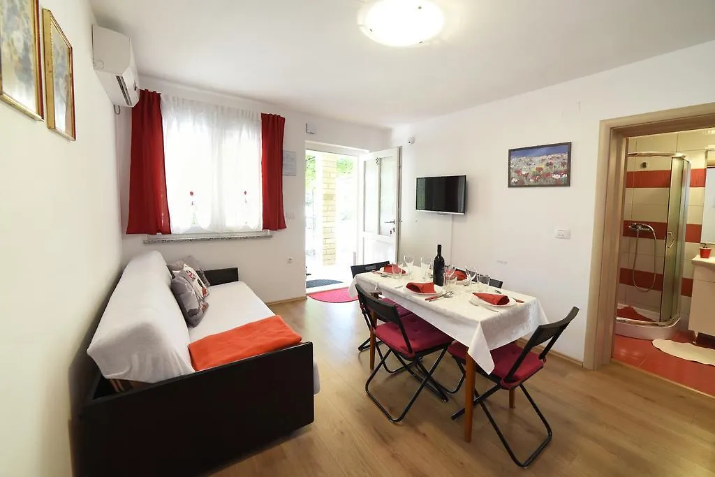 Apartments Rudy Jadranovo 0*,  Croatia